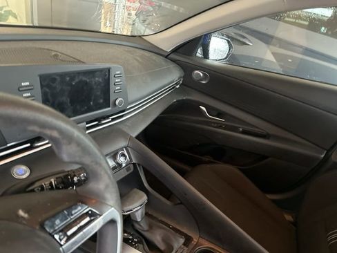 Certified 2023 Hyundai Elantra SEL w/ Cargo Package image 5