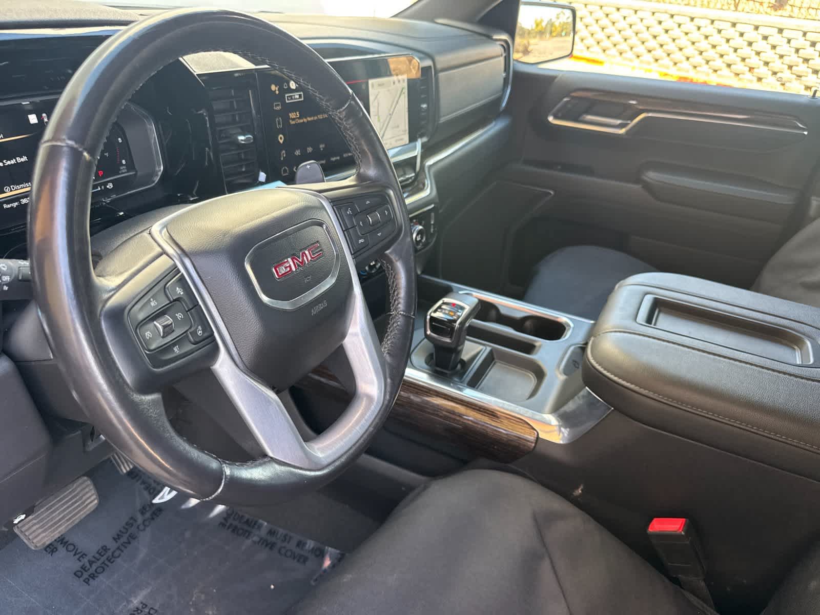 Used 2022 GMC Sierra 1500 Elevation w/ X31 Off-Road Package AWD/4WD image 10