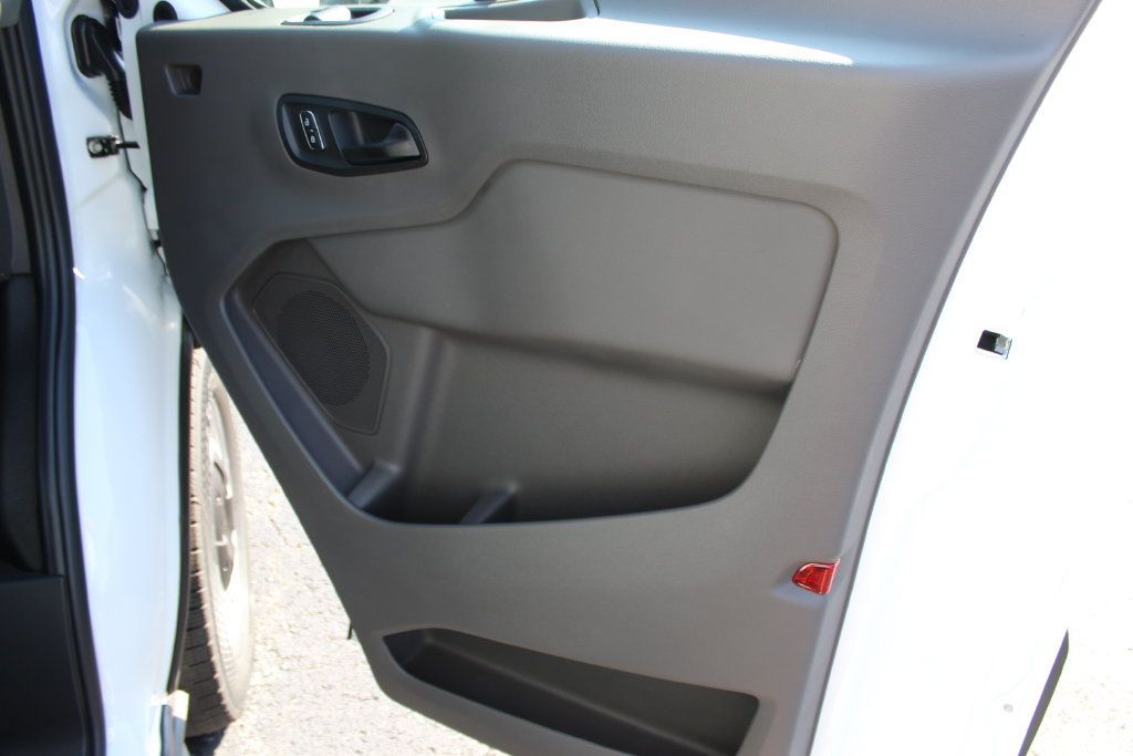 New 2027 Ford Transit 250 148 Medium Roof w/ Load Area Protection Package RWD image 11