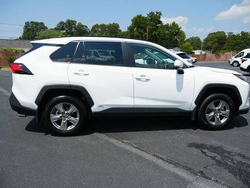 Used 2024 Toyota RAV4 XLE w/ Convenience Package AWD/4WD image 10
