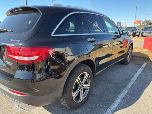 Used 2019 Mercedes-Benz GLC 300 GLC 300 image 3