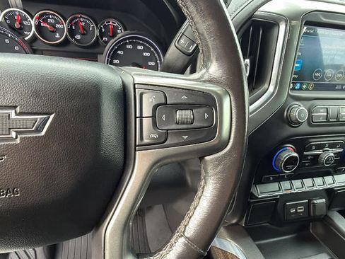Used 2021 Chevrolet Silverado 1500 LT Trail Boss image 20