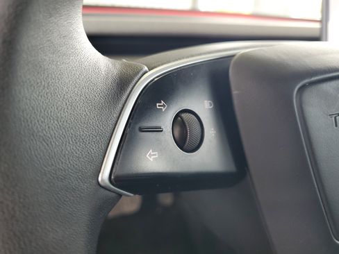 Used 2025 Tesla Model 3 Long Range RWD image 21