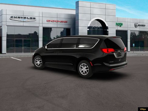 New 2026 Chrysler Voyager LX image 4