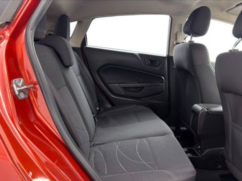 Used 2018 Ford Fiesta SE FWD image 19