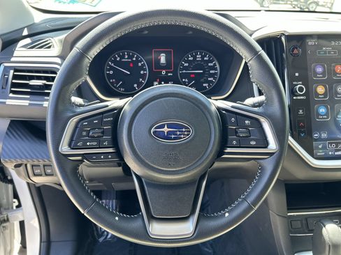 Used 2023 Subaru Ascent Premium w/ Convenience Package AWD/4WD image 11