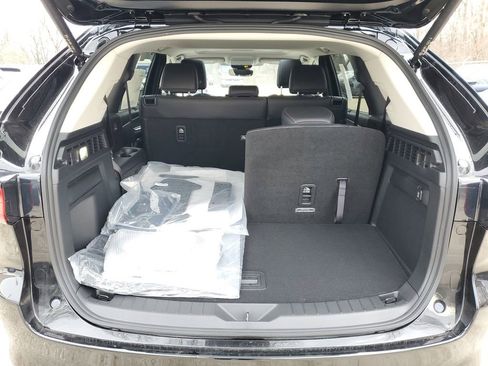 New 2026 MAZDA CX-90 Plug-In Hybrid w/ Preferred image 8