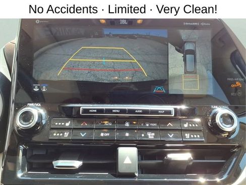 Used 2022 Toyota Highlander Limited AWD/4WD image 19