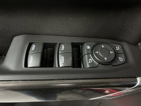 Used 2021 GMC Sierra 1500 AT4 w/ AT4 Premium Package image 24