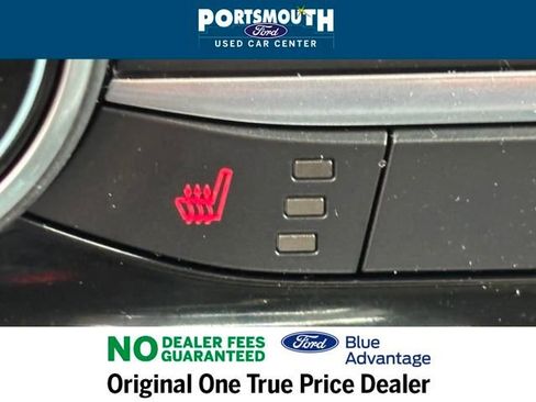 Used 2022 Ford Escape SEL w/ Technology Package image 10