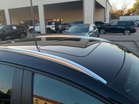 Used 2025 MAZDA CX-30 AWD 2.5 S w/ Preferred Package image 8