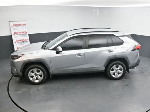 Used 2021 Toyota RAV4 XLE image 29