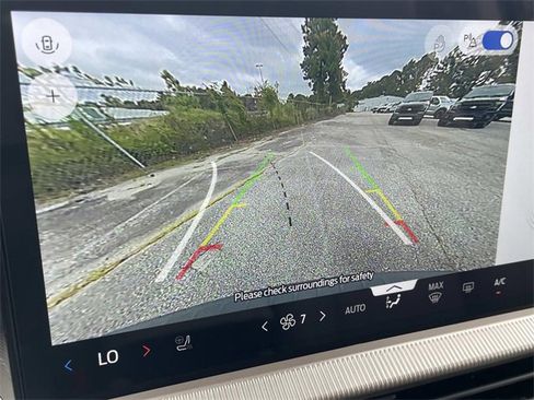 New 2025 Ford Explorer Active w/ Active Comfort Package image 8