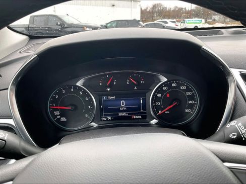 Used 2024 Chevrolet Equinox LT image 24