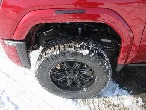 New 2026 GMC Sierra 2500 AT4 w/ AT4 Premium Plus Package image 11