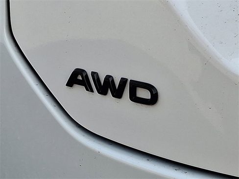 Certified 2025 Honda Pilot Black Edition image 36