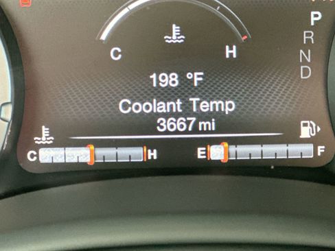 Used 2023 Jeep Renegade Trailhawk image 15