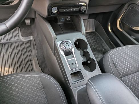 Used 2023 Ford Escape Active w/ Tech Pack #1 AWD/4WD image 13
