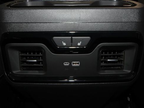 Used 2026 GMC Sierra 1500 AT4 w/ AT4 Premium Package AWD/4WD image 34
