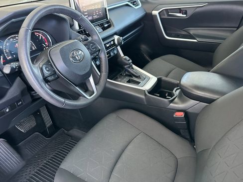 Used 2024 Toyota RAV4 XLE w/ Convenience Package FWD image 9
