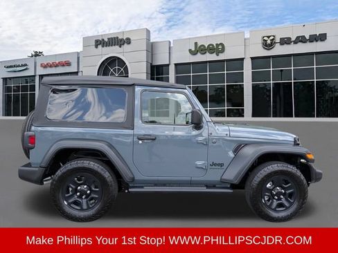 Certified 2025 Jeep Wrangler Sport AWD/4WD image 2