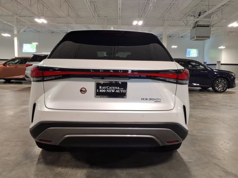 New 2026 Lexus RX 350h AWD/4WD image 15