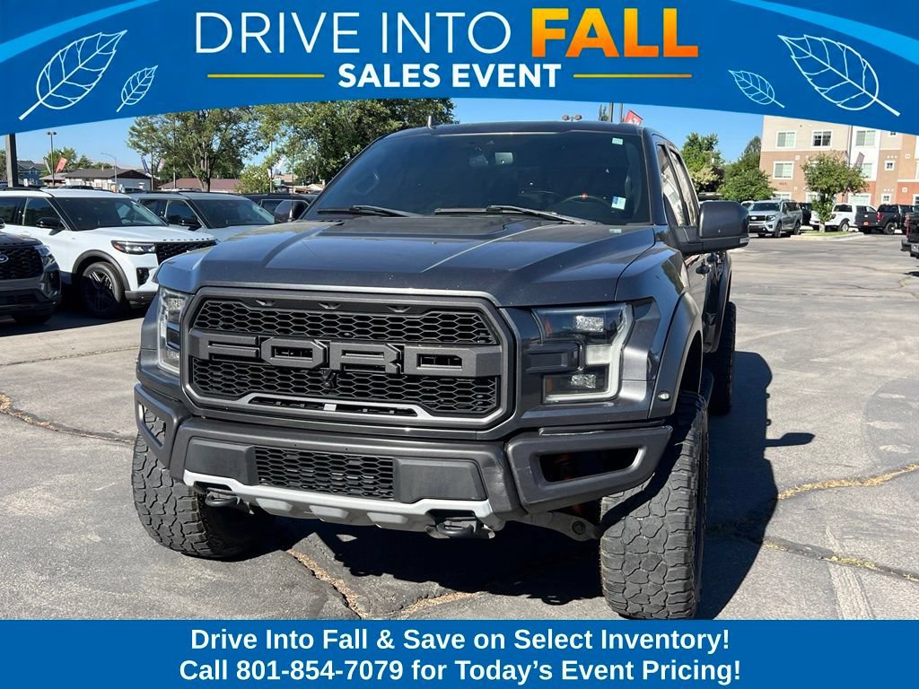 Used 2019 Ford F150 Raptor w/ Equipment Group 802A Luxury AWD/4WD image 2
