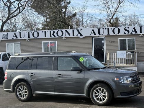 Used 2017 Ford Flex SE FWD image 1
