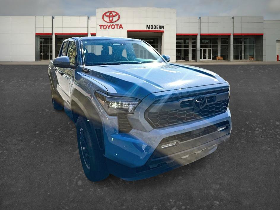 Used 2026 Toyota Tacoma TRD Off-Road AWD/4WD image 3