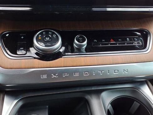 New 2025 Ford Expedition Max King Ranch image 12