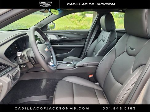 New 2025 Cadillac CT4 Premium Luxury image 7