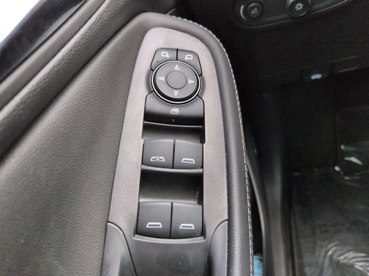 Used 2024 Buick Encore GX Avenir w/ Avenir Technology Package FWD image 22