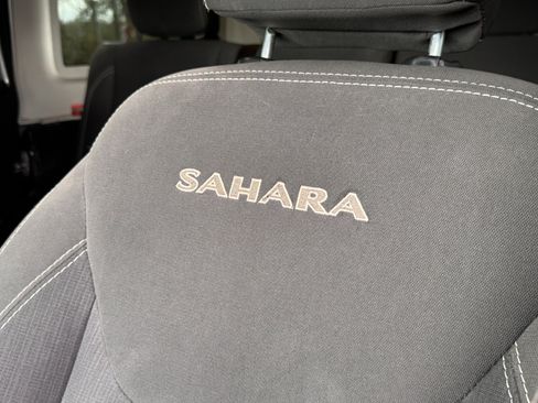 Used 2016 Jeep Wrangler Unlimited Sahara w/ Dual Top Group image 2