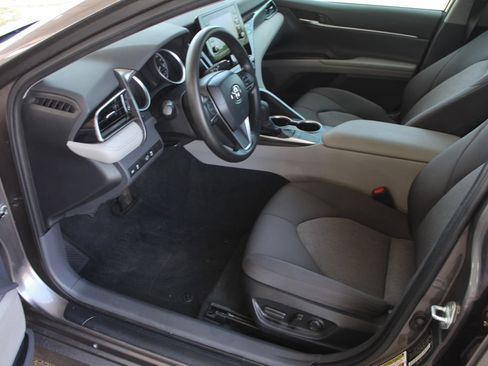 Used 2023 Toyota Camry LE FWD image 26