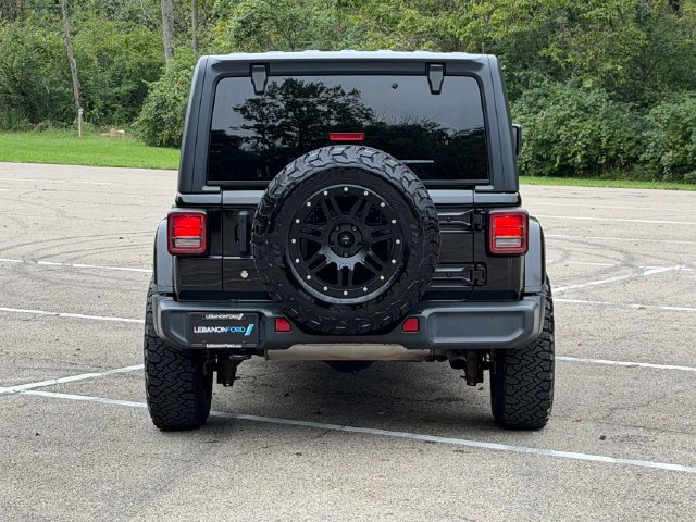 Used 2019 Jeep Wrangler Unlimited Sahara AWD/4WD image 24
