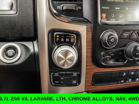 Used 2017 RAM 1500 Laramie w/ Convenience Group AWD/4WD image 29