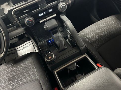 Used 2025 Toyota 4Runner SR5 image 39