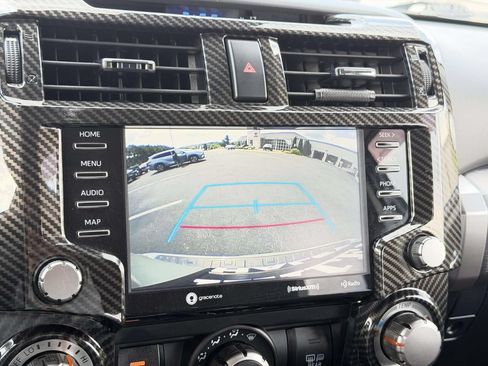 Used 2022 Toyota 4Runner TRD Sport AWD/4WD image 4