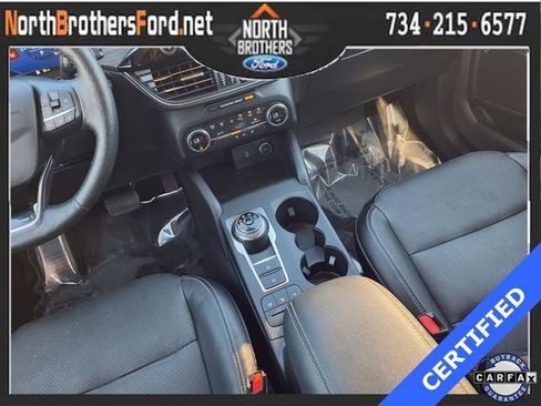 Used 2020 Ford Escape Titanium image 12