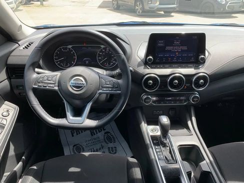 Used 2021 Nissan Sentra SV FWD image 11