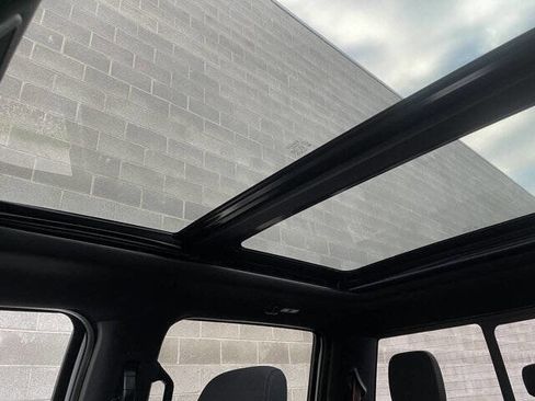 Used 2017 Ford F150 XLT w/ Equipment Group 302A Luxury image 16