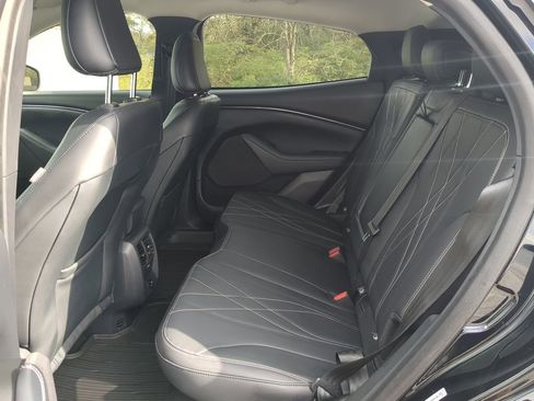 Used 2021 Ford Mustang Mach-E Select image 12