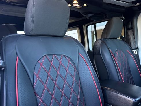 Used 2020 Jeep Wrangler Unlimited Rubicon image 17