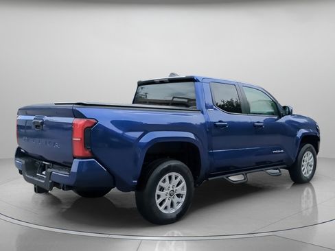 Used 2025 Toyota Tacoma SR5 RWD image 28