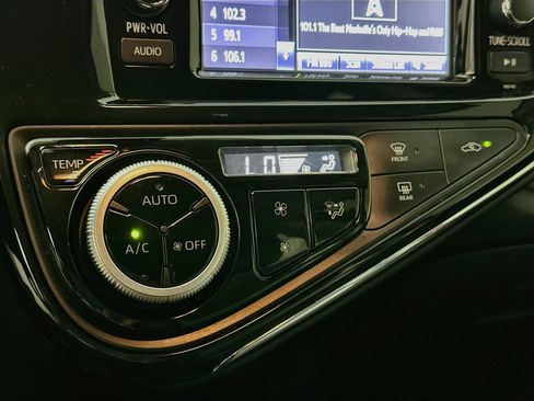 Used 2018 Toyota Prius C Two FWD image 22
