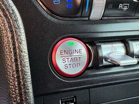 Used 2022 Ford Mustang Premium image 23