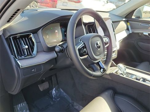 New 2026 Volvo XC90 B6 Ultra image 19