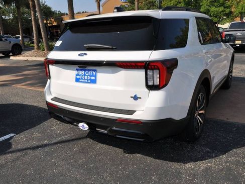 New 2025 Ford Explorer ST-Line image 5