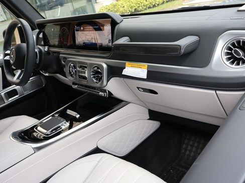 Used 2025 Mercedes-Benz G 550 image 20