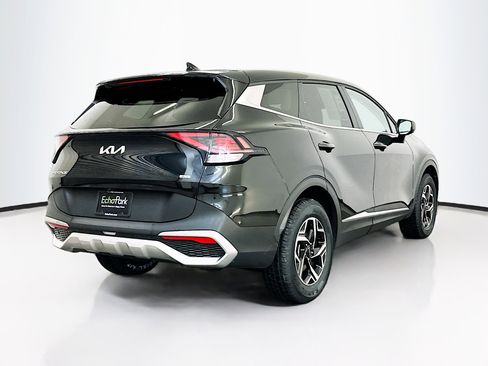 Used 2024 Kia Sportage LX image 9